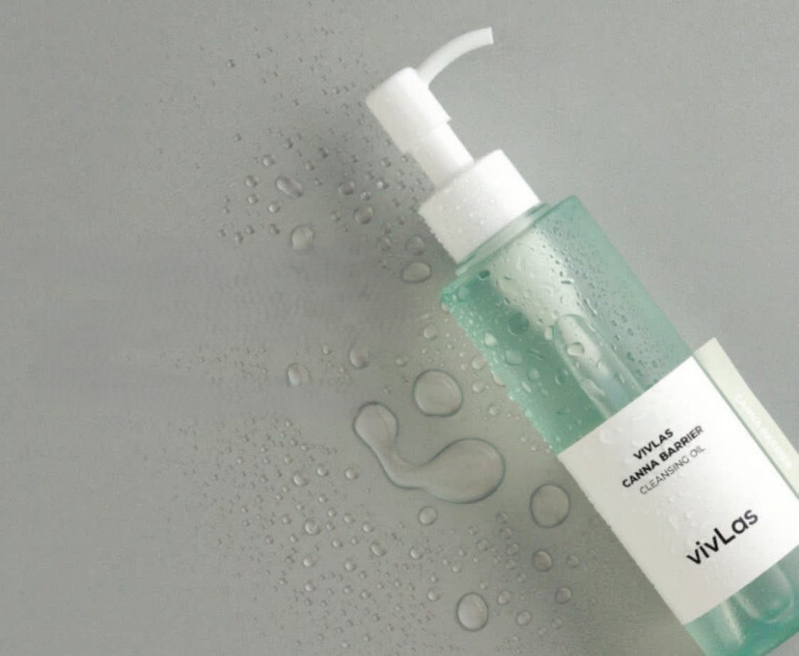 Alternative view of Dầu tẩy trang VIVLAS Canna Barrier Cleansing Oil