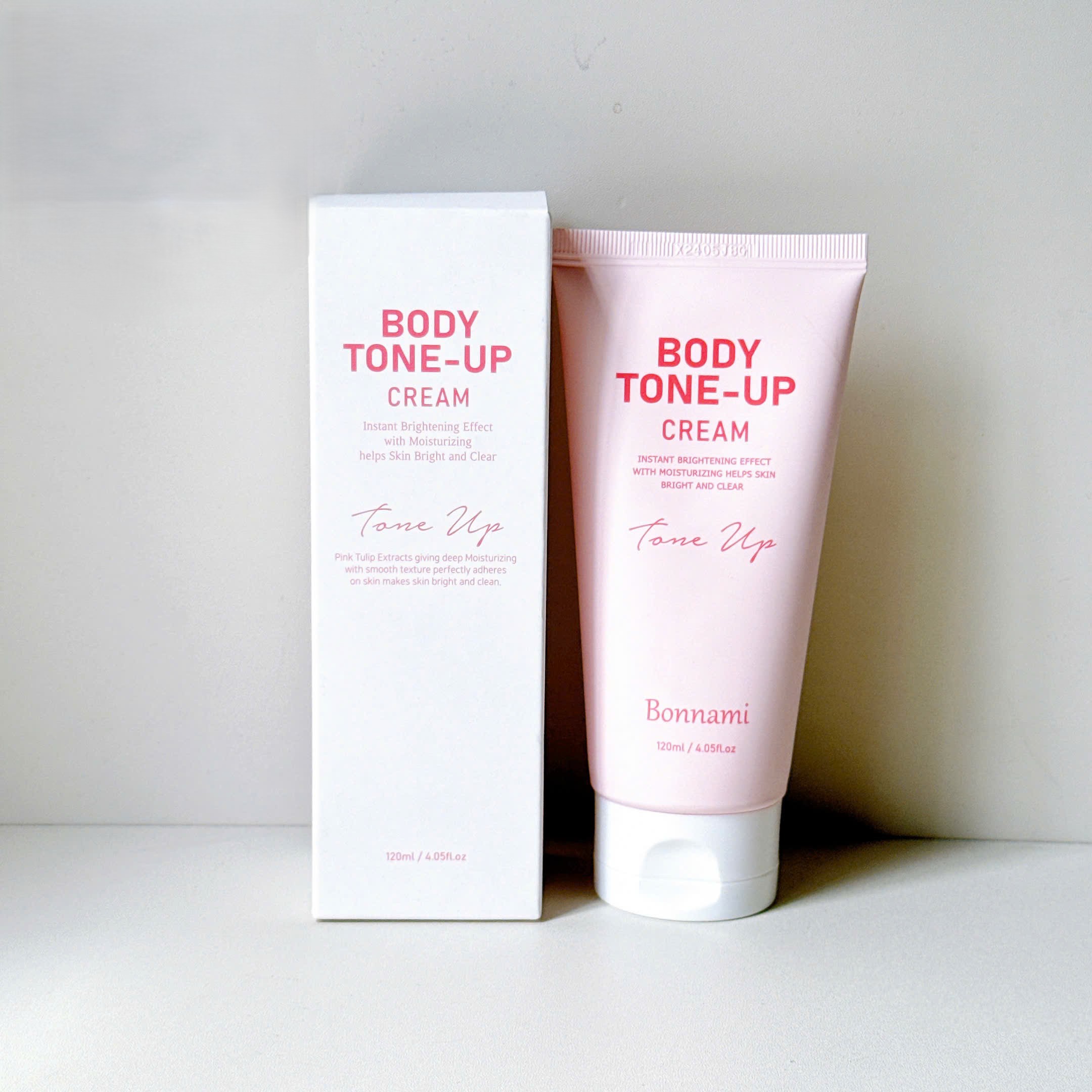 Kem dưỡng trắng body chứa NIACINAMIDE